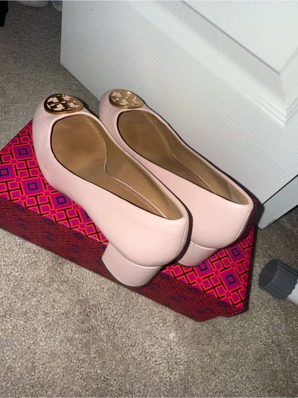 Tory Burch Pale Pink Leather Block Heel Pumps with Gold Logo